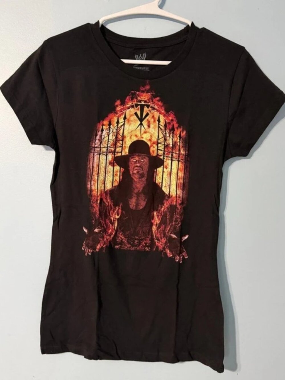 WWE Undertaker Hell’s Gate Black Short Sleeve Tee Womens L